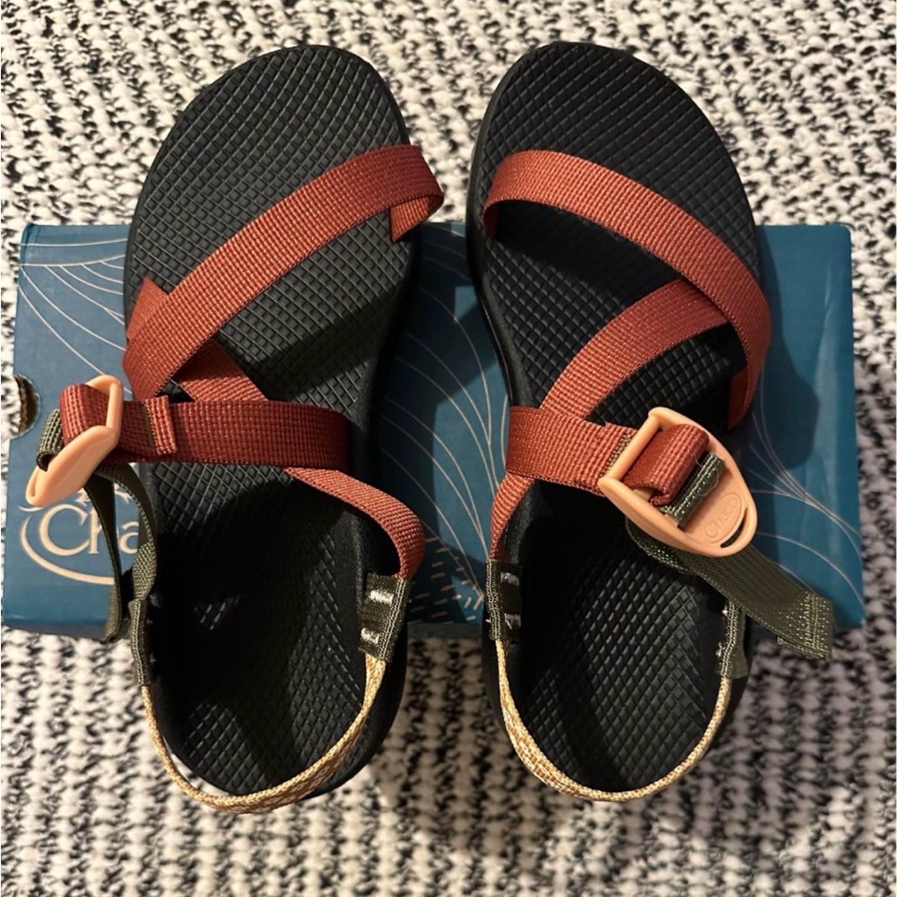 Chacos Z Cloud custom colors NWT in box Sz 8